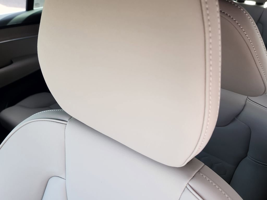 New 2026 Volvo XC90 T8 Plus w/ Protection Package Premier AWD/4WD image 6
