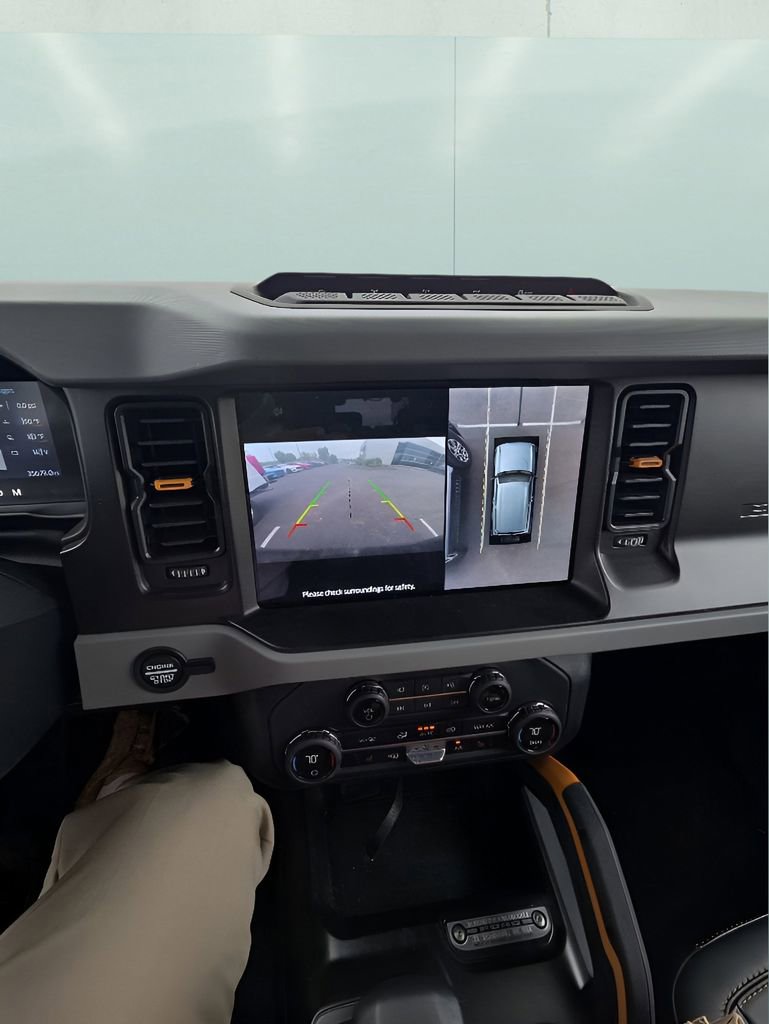 Used 2023 Ford Bronco Badlands AWD/4WD image 12
