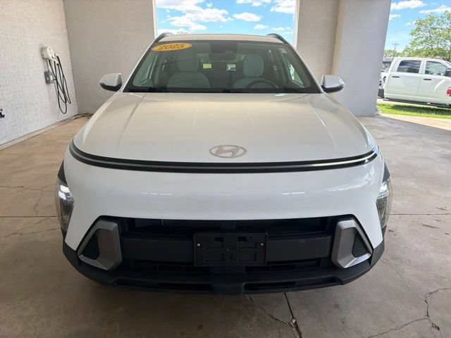 Used 2025 Hyundai Kona SEL AWD/4WD image 9