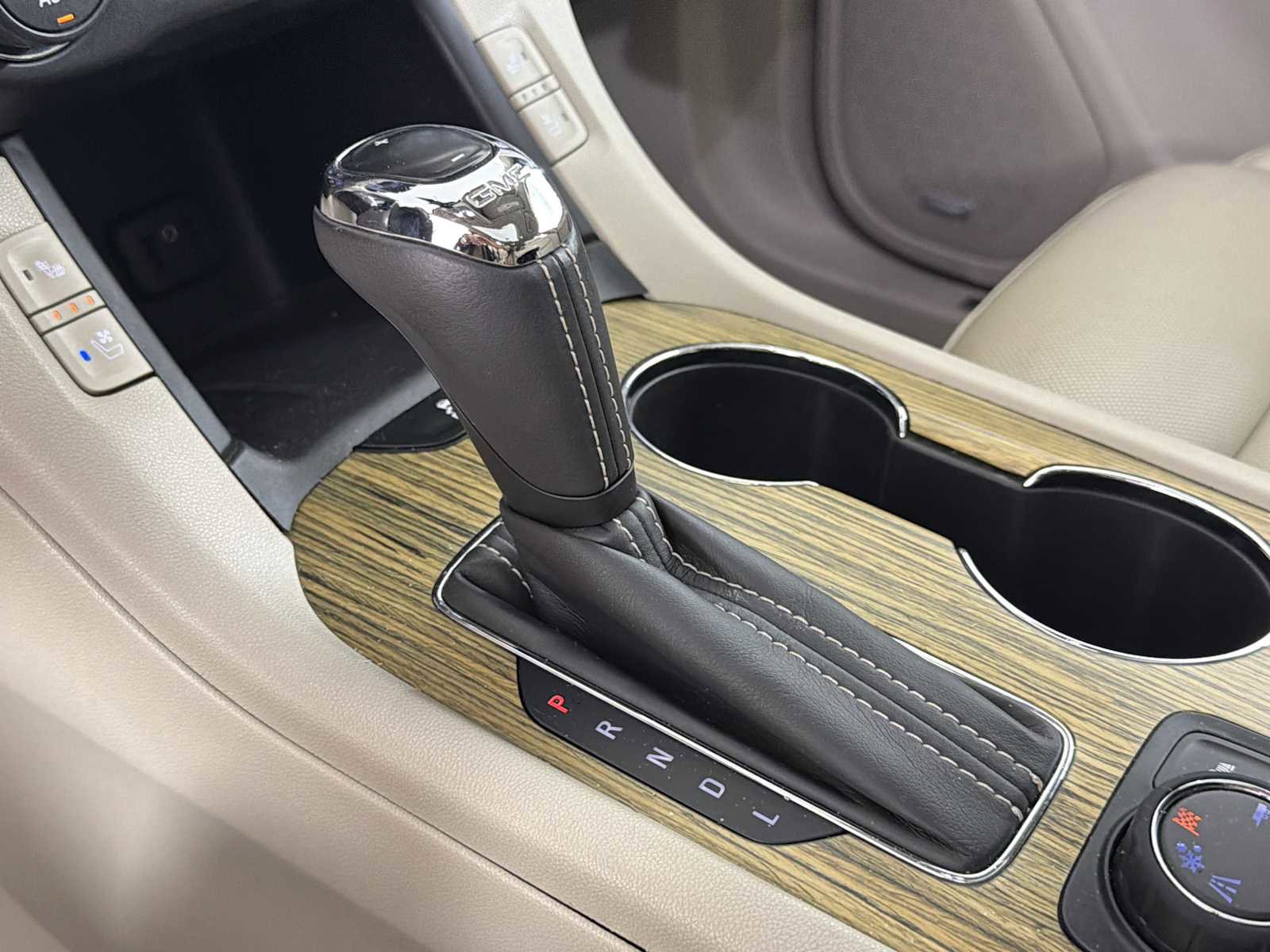 Used 2018 GMC Acadia Denali w/ Technology Package image 33