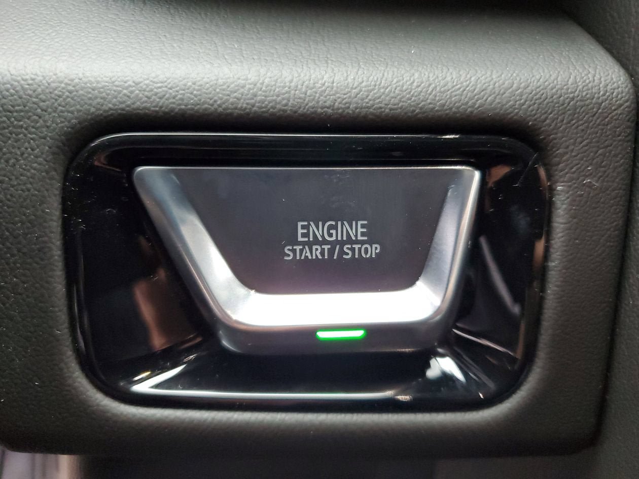 New 2026 GMC Yukon XL Denali w/ Sun & Power Step Package AWD/4WD image 24
