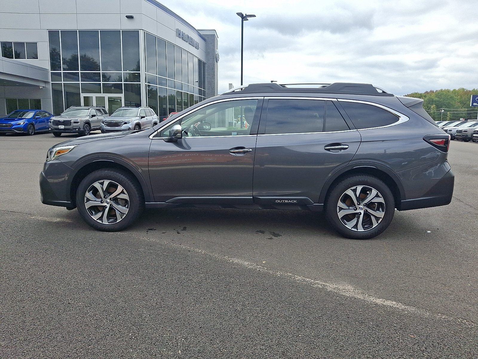Certified 2022 Subaru Outback Touring XT AWD/4WD image 4