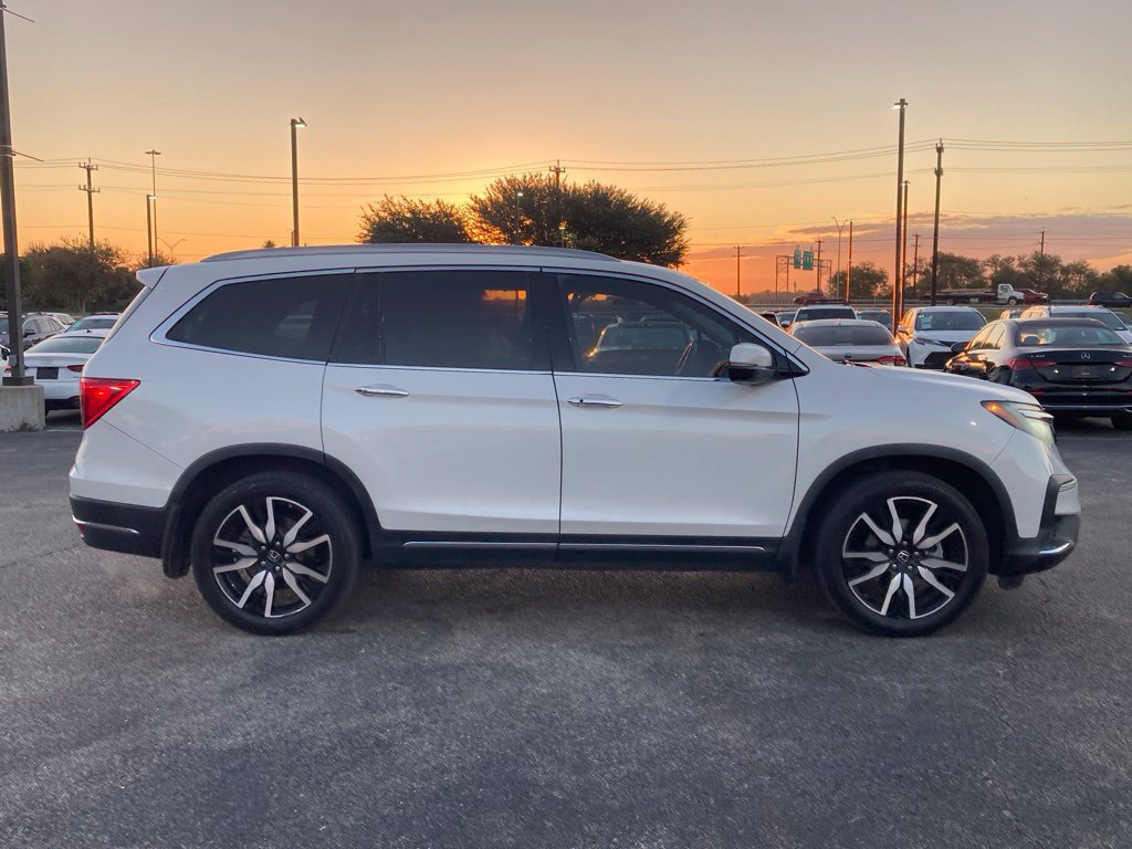 Used 2021 Honda Pilot Touring image 4