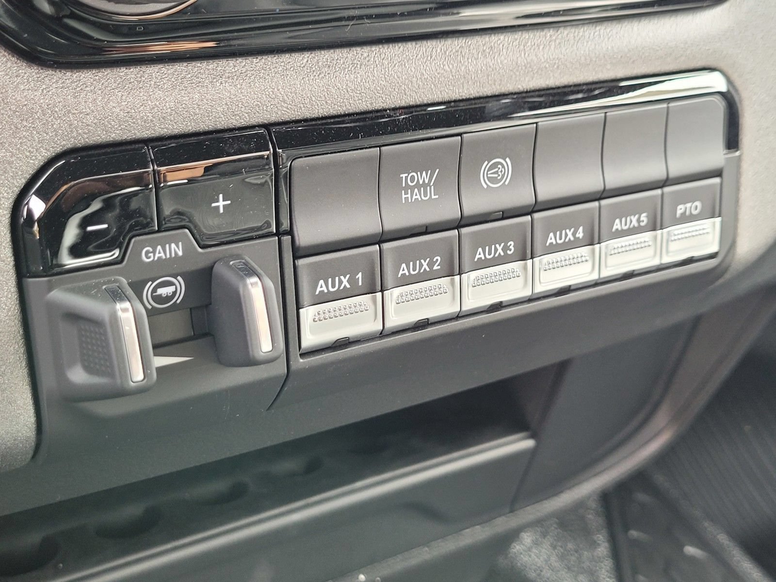 New 2026 RAM 4500 Tradesman AWD/4WD image 14