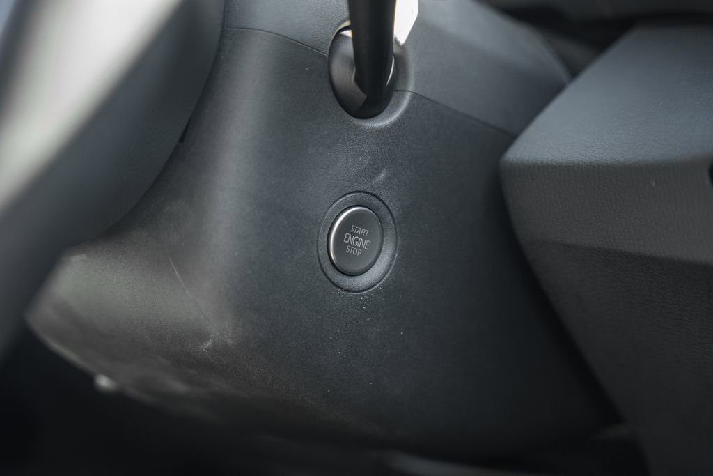 Used 2023 Volkswagen ID.4 Pro image 21