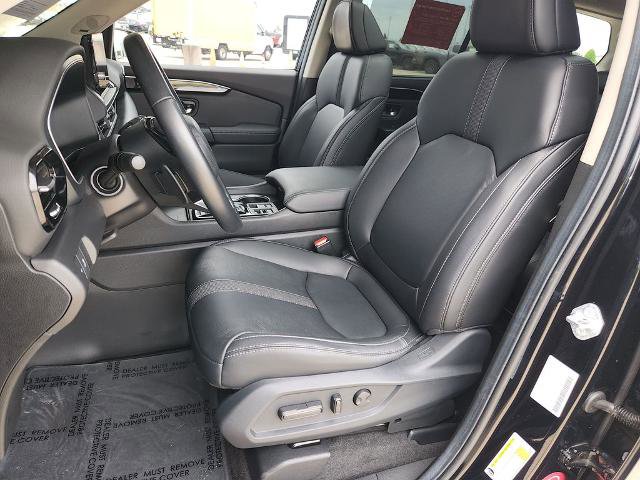 Used 2024 Honda Pilot Touring image 12