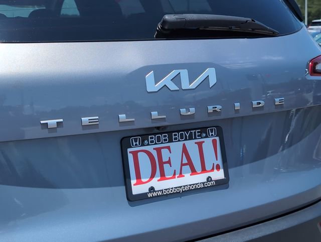 Used 2022 Kia Telluride S FWD image 5