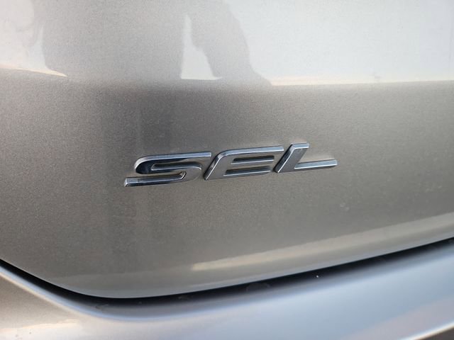 Used 2023 Ford Edge SEL image 20