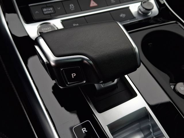 Used 2025 Audi Q7 3.0T Premium Plus image 15