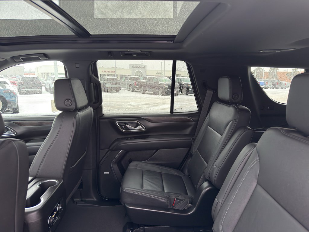 Used 2024 Chevrolet Tahoe LT w/ LT Signature Package image 33