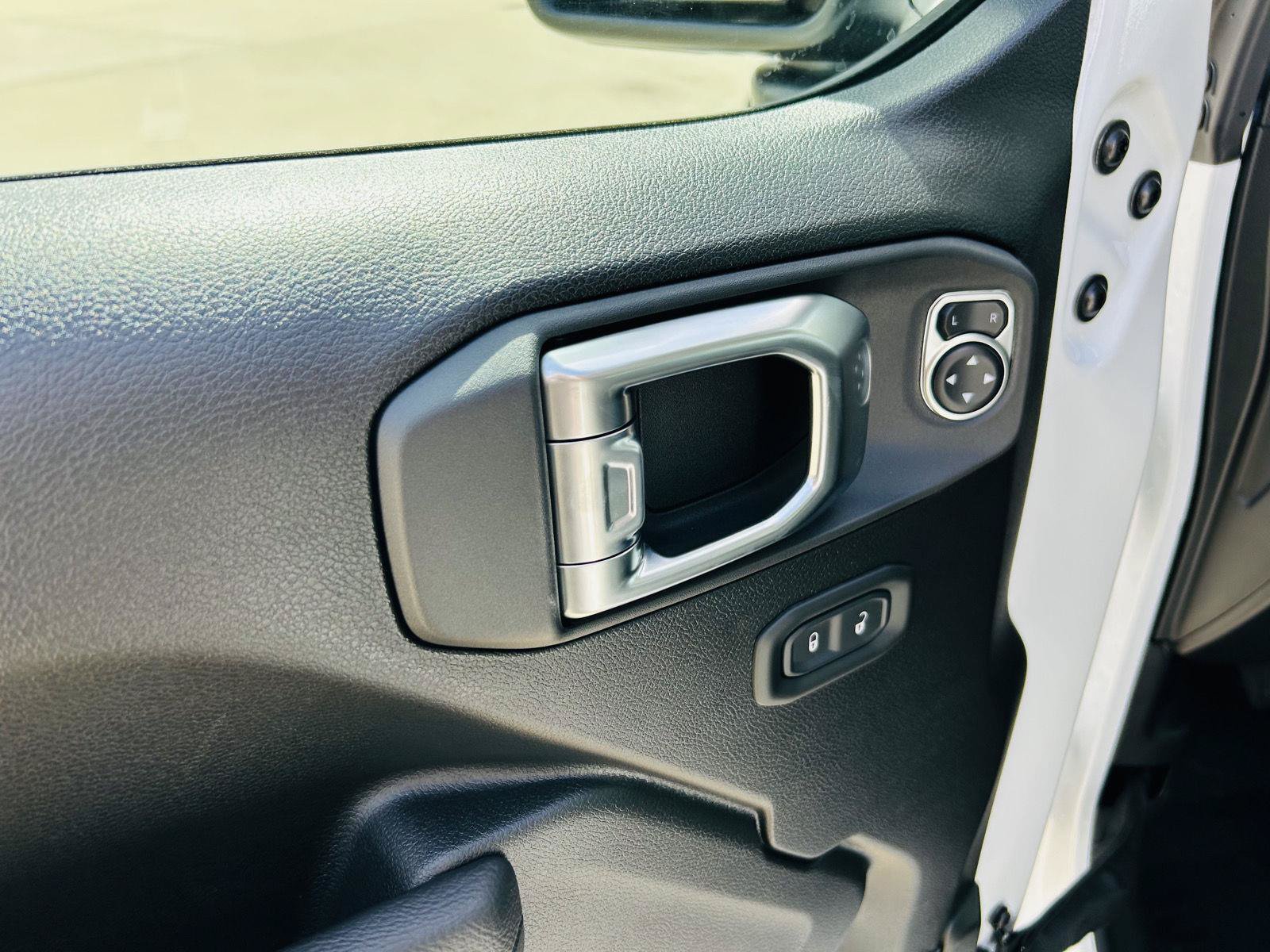 New 2026 Jeep Wrangler Unlimited Sport AWD/4WD image 9