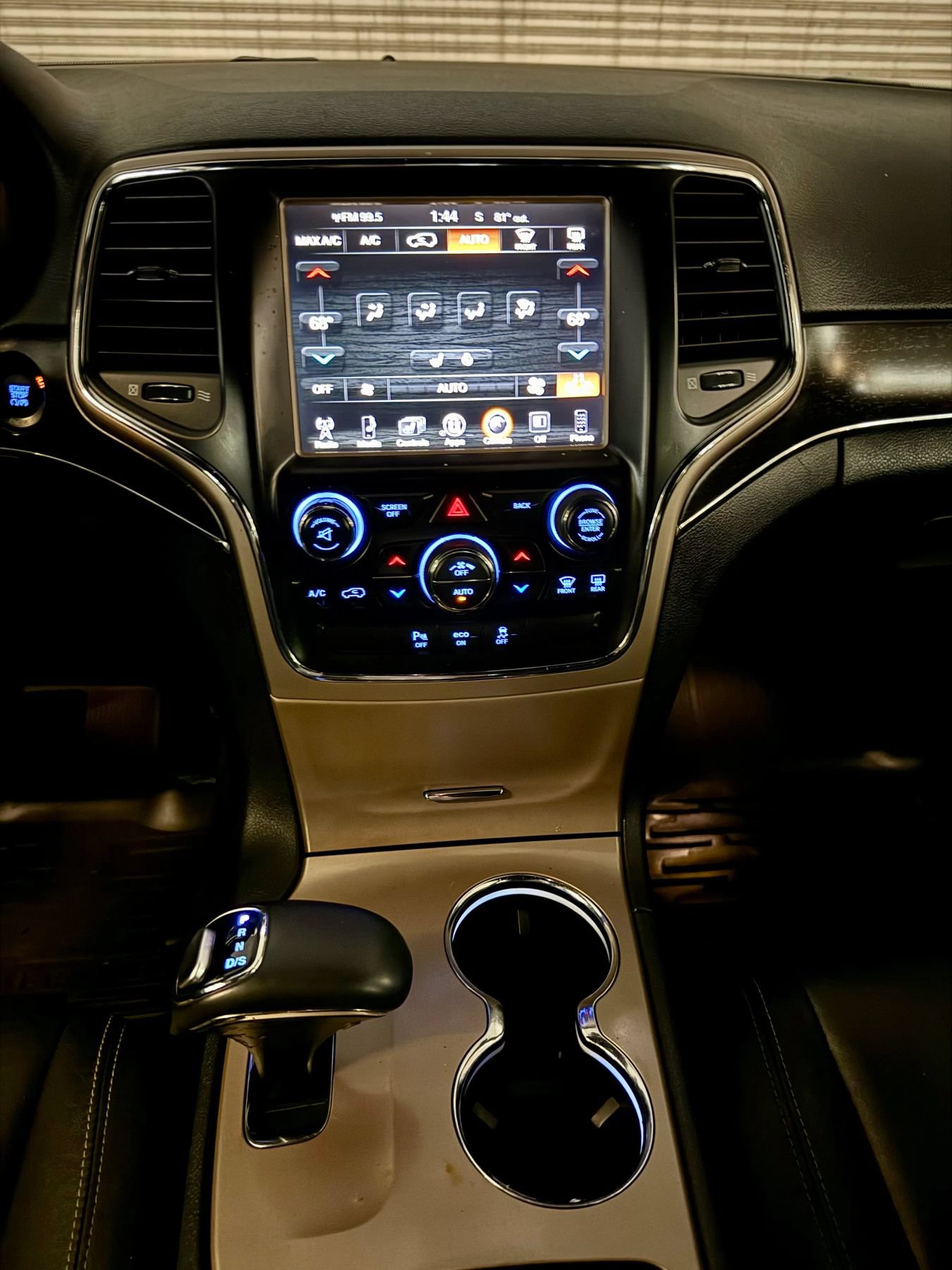 Used 2015 Jeep Grand Cherokee Limited RWD image 13