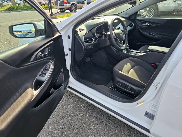Used 2024 Chevrolet Malibu LT FWD image 16