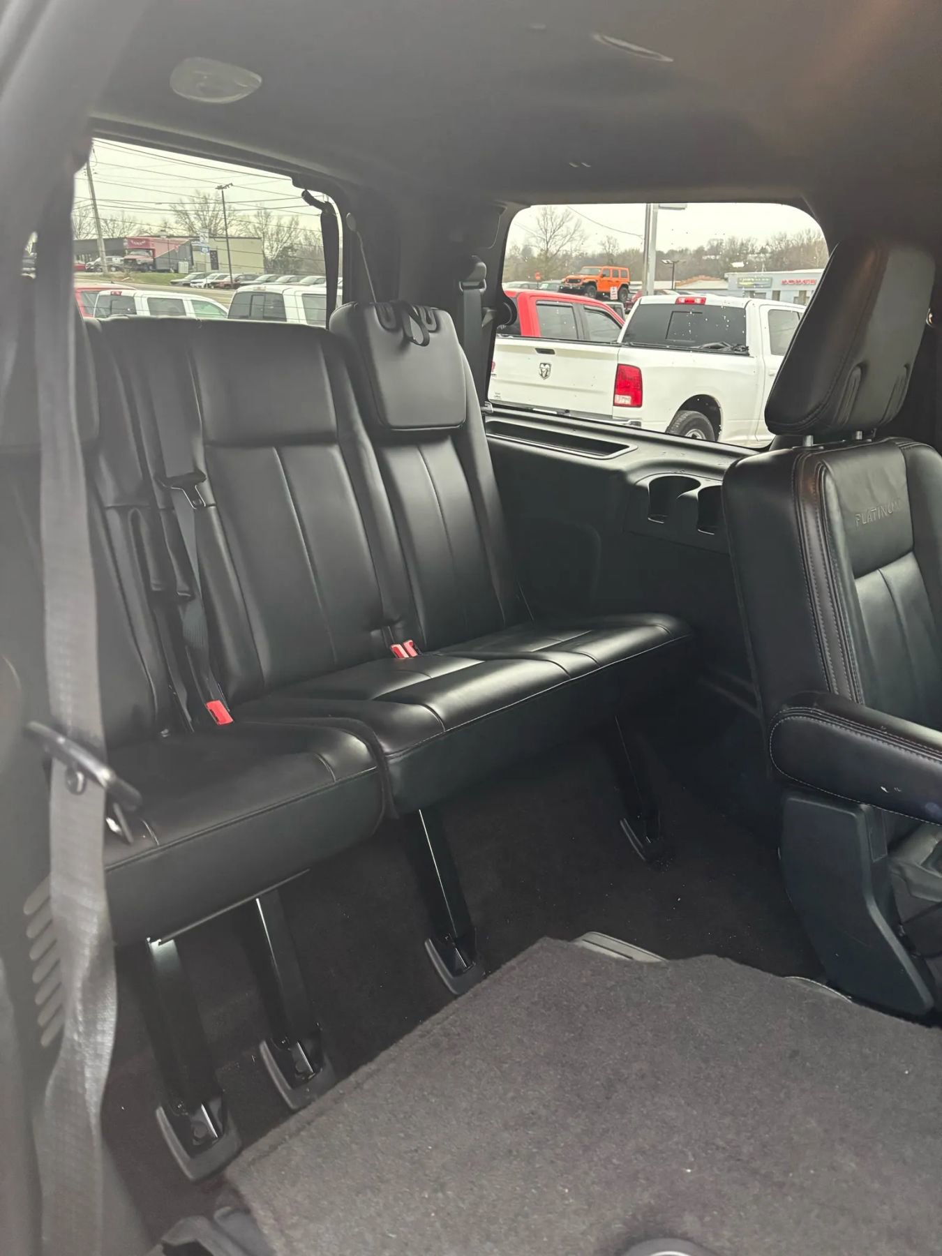 Used 2015 Ford Expedition Platinum image 22