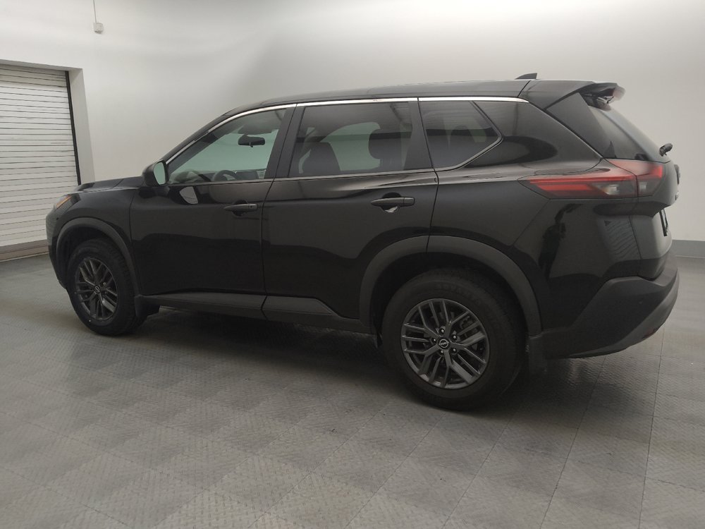 Used 2023 Nissan Rogue S FWD image 3