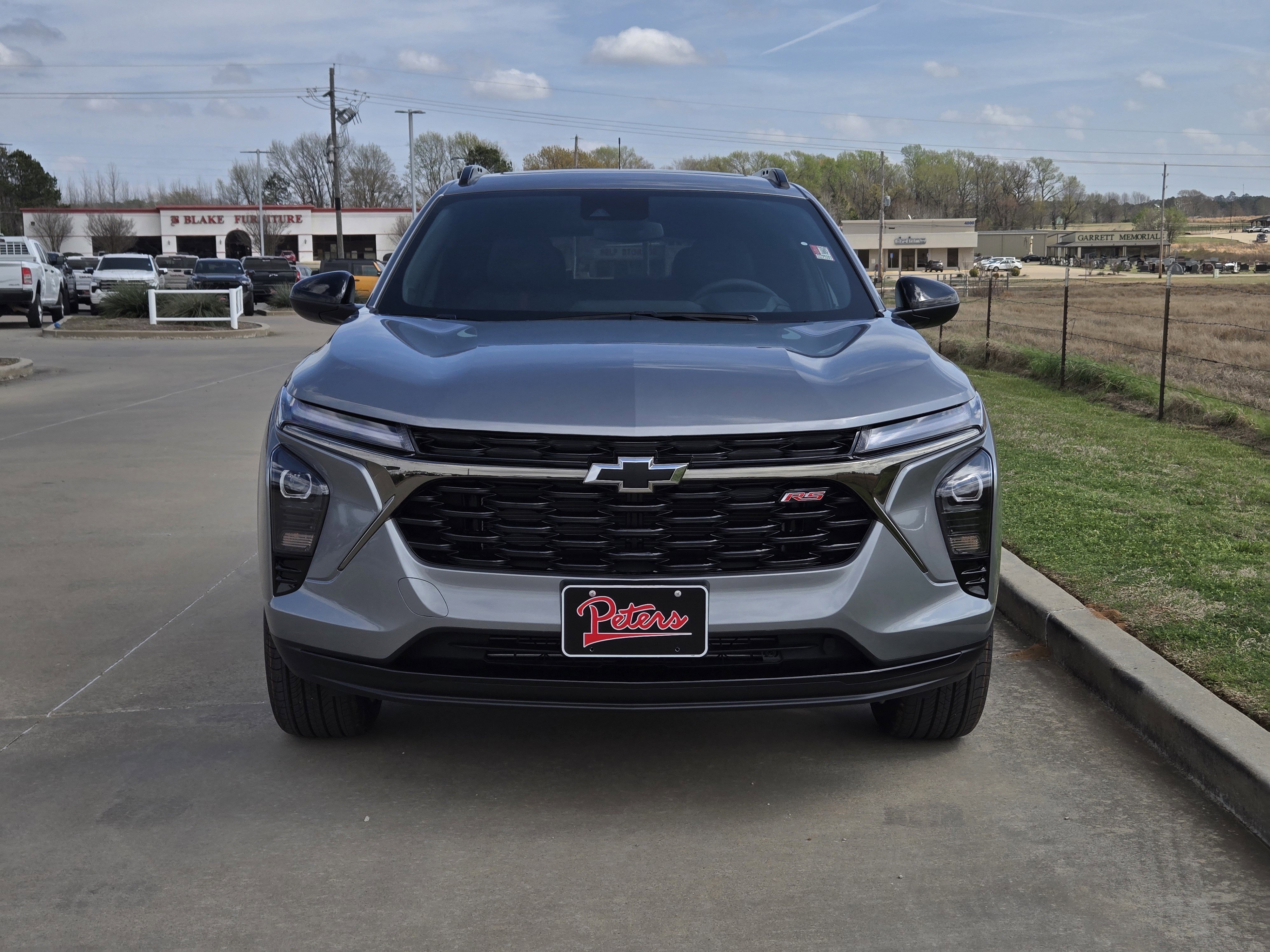 New 2026 Chevrolet Trax RS w/ Sunroof Package image 2