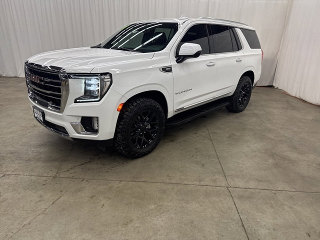 Used 2021 GMC Yukon SLT image 3