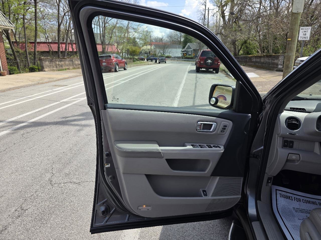 Used 2010 Honda Pilot Touring image 9