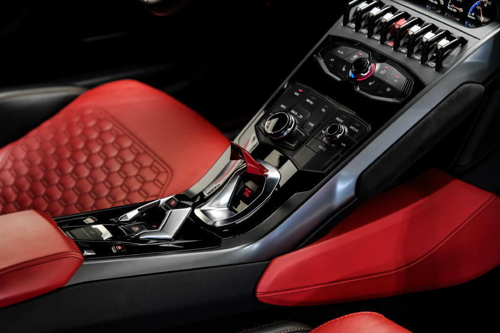 Used 2018 Lamborghini Huracan LP 580-2 RWD image 23