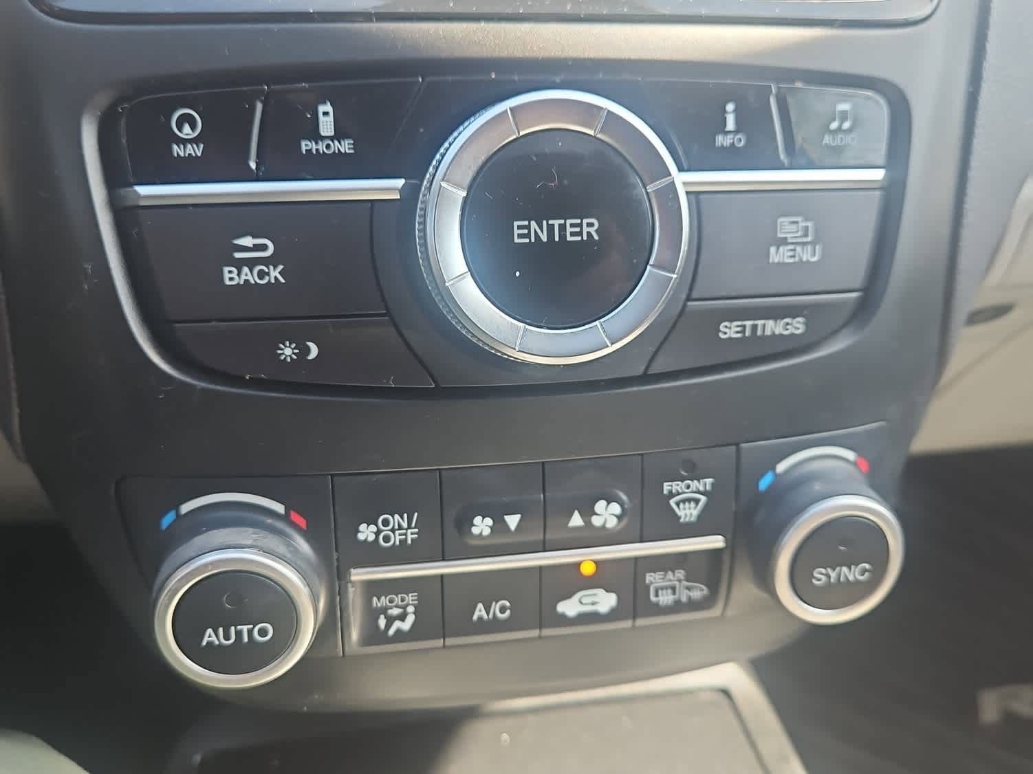 Used 2017 Acura RDX w/ Technology Package image 18