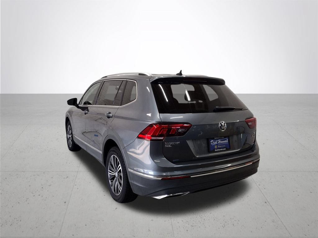 Used 2018 Volkswagen Tiguan SEL AWD/4WD image 11