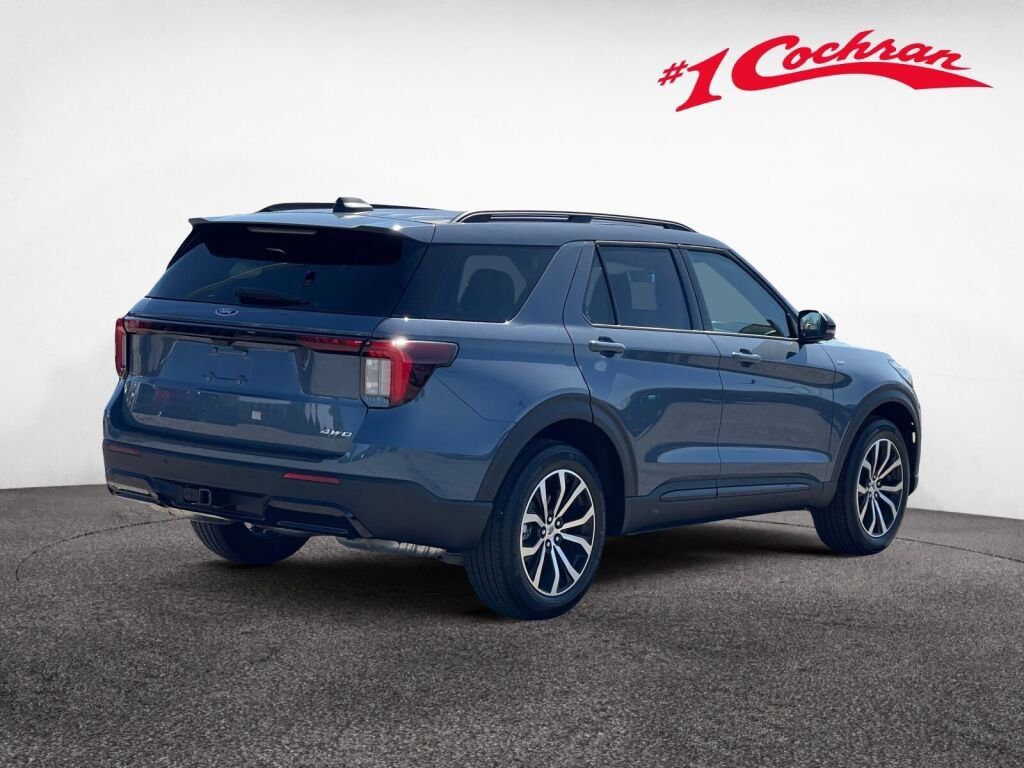 New 2026 Ford Explorer ST-Line image 5