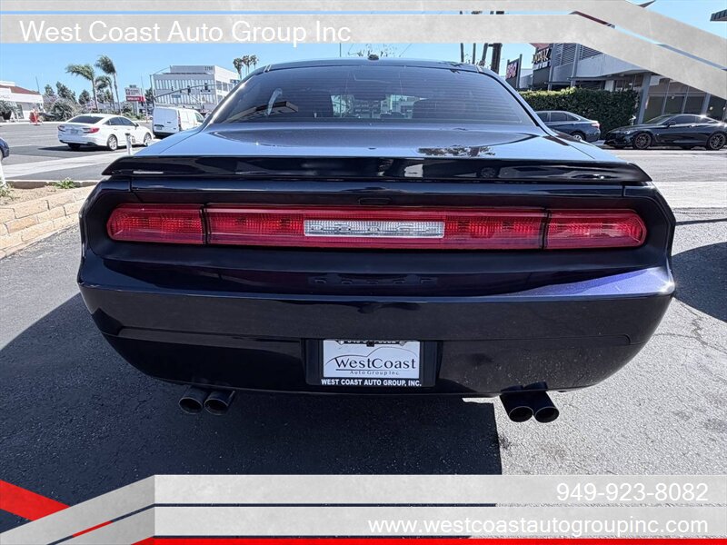 Used 2012 Dodge Challenger R/T RWD image 7