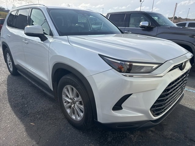 Certified 2024 Toyota Grand Highlander XLE image 2