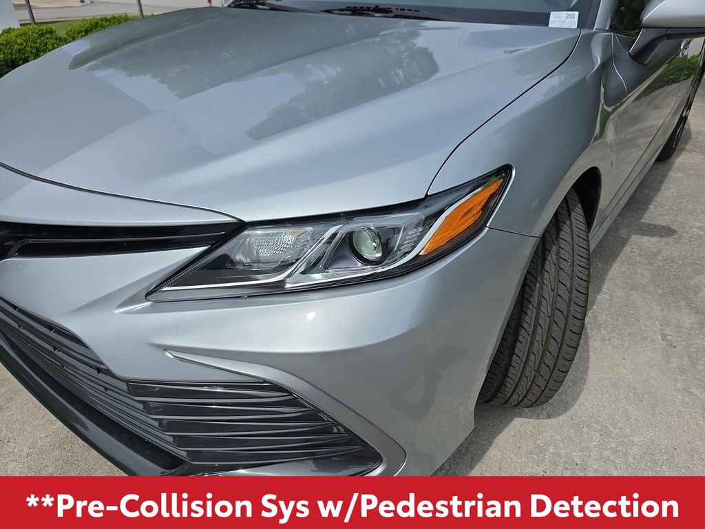 Used 2024 Toyota Camry LE FWD image 12