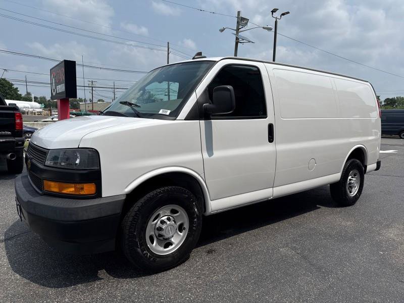 Used 2020 Chevrolet Express 2500 w/ Driver Convenience Package image 3
