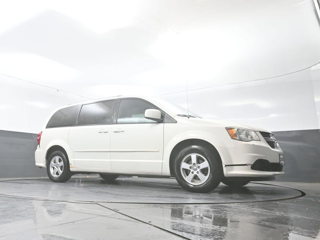 Used 2013 Dodge Grand Caravan SXT image 48