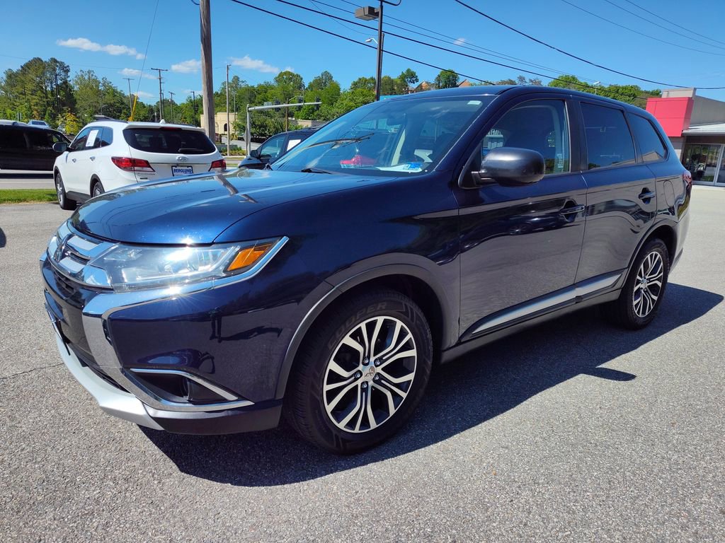 Used 2016 Mitsubishi Outlander AWD image 8