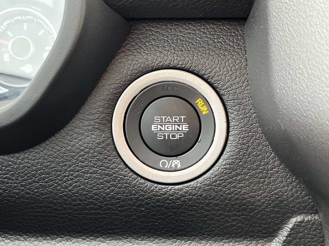 Used 2022 RAM 1500 Laramie AWD/4WD image 33