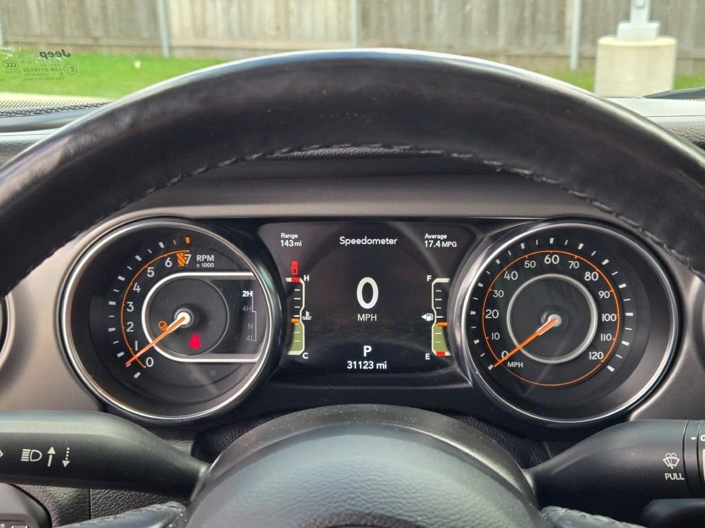 Used 2021 Jeep Gladiator Willys image 31