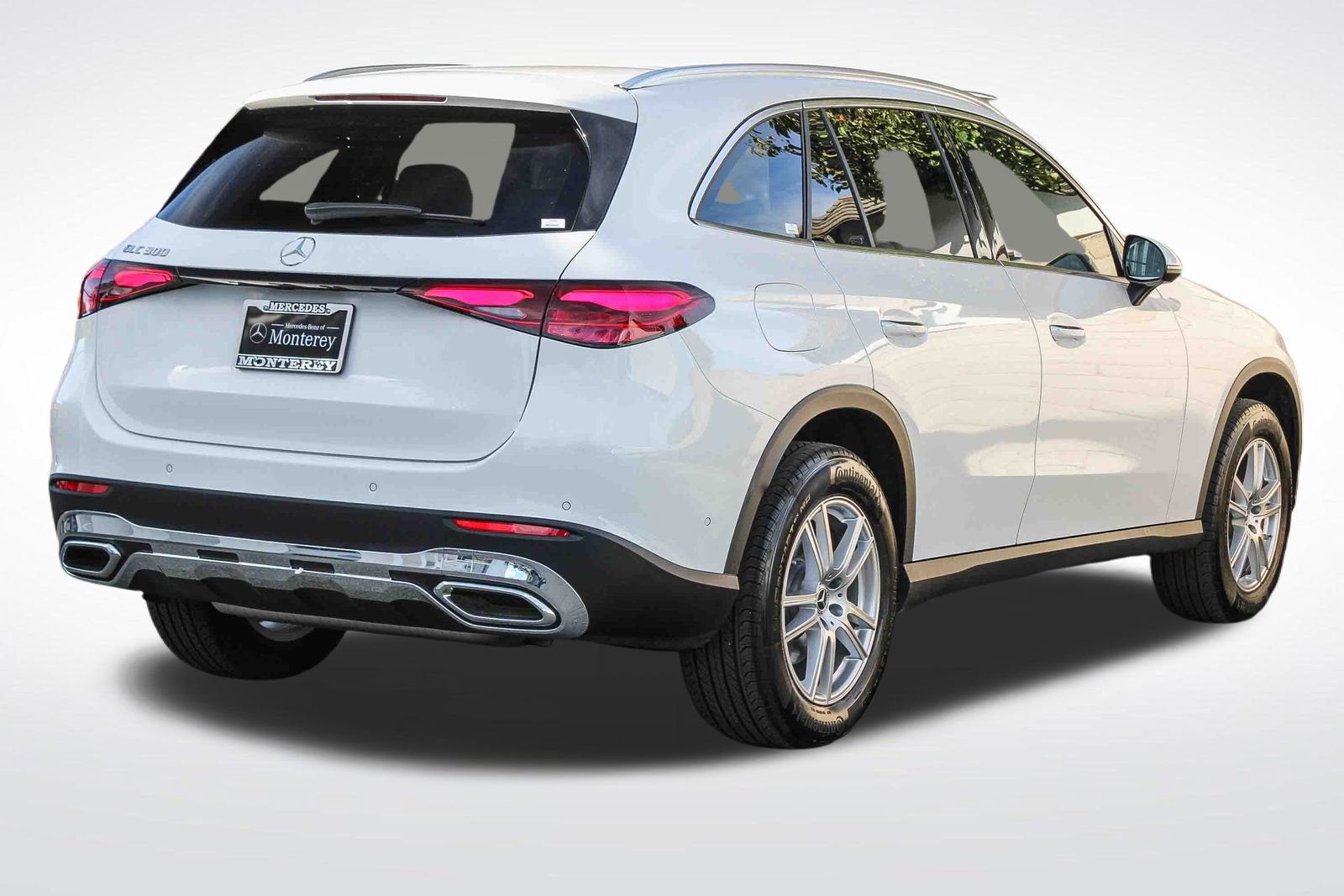 Used 2025 Mercedes-Benz GLC 300 image 8