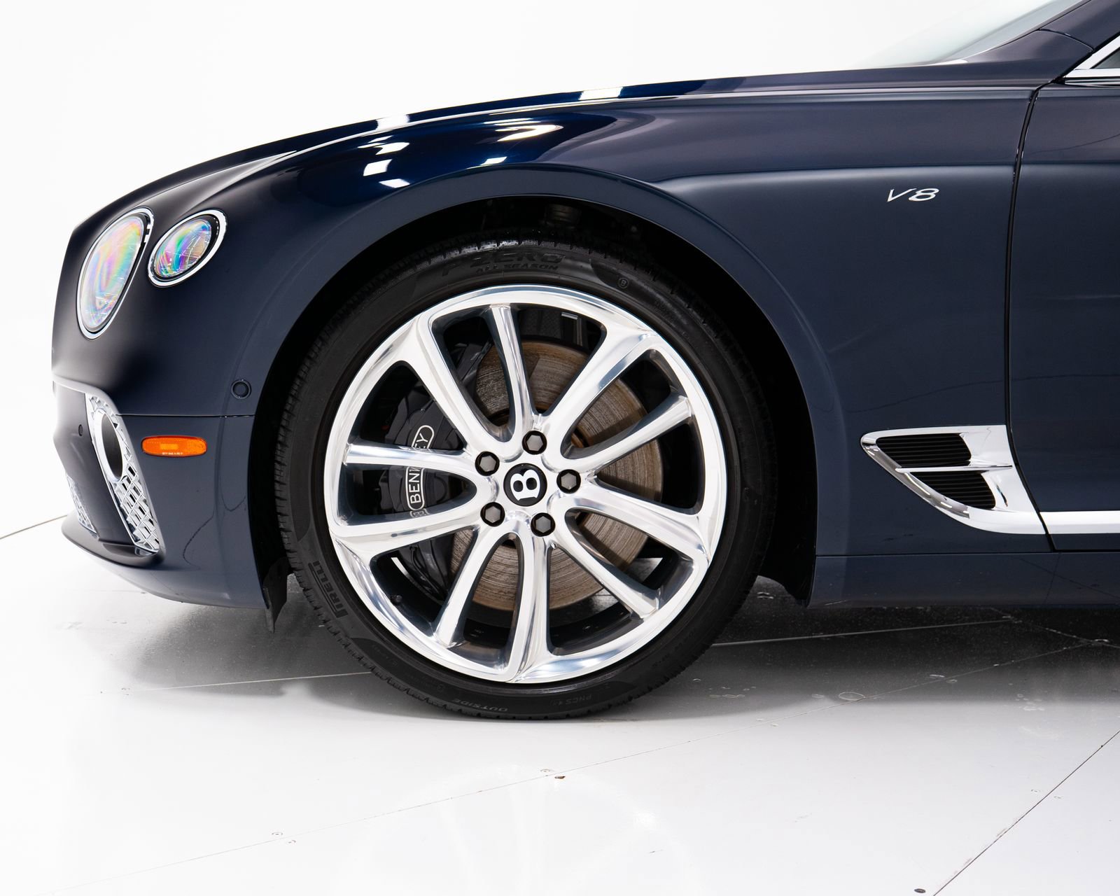 Used 2021 Bentley Continental GT AWD/4WD image 46