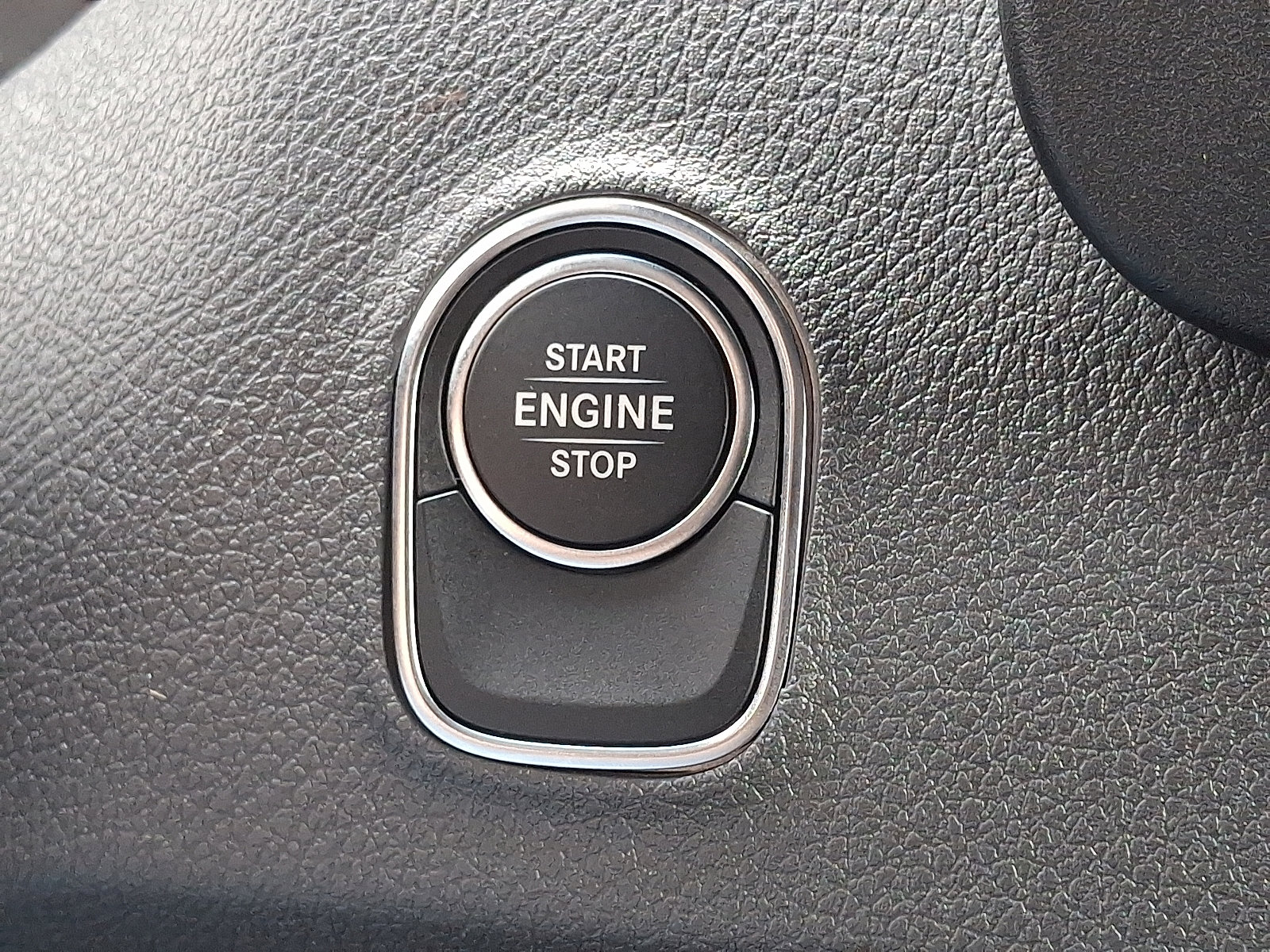Used 2025 Mercedes-Benz Sprinter 2500 image 23