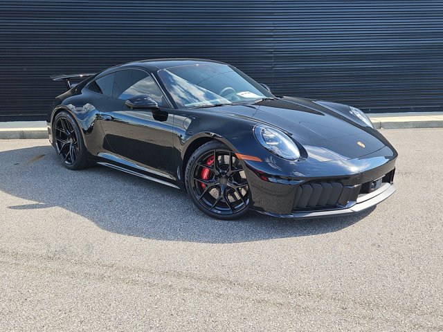 Certified 2026 Porsche 911 Carrera 4 GTS AWD/4WD image 3
