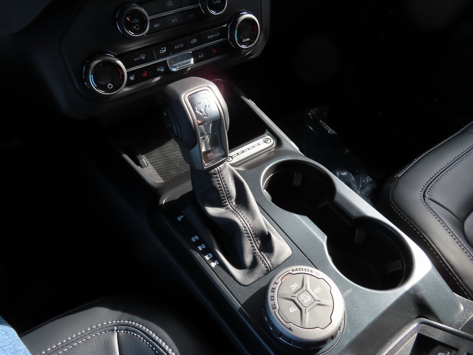 New 2025 Ford Bronco Outer Banks image 15