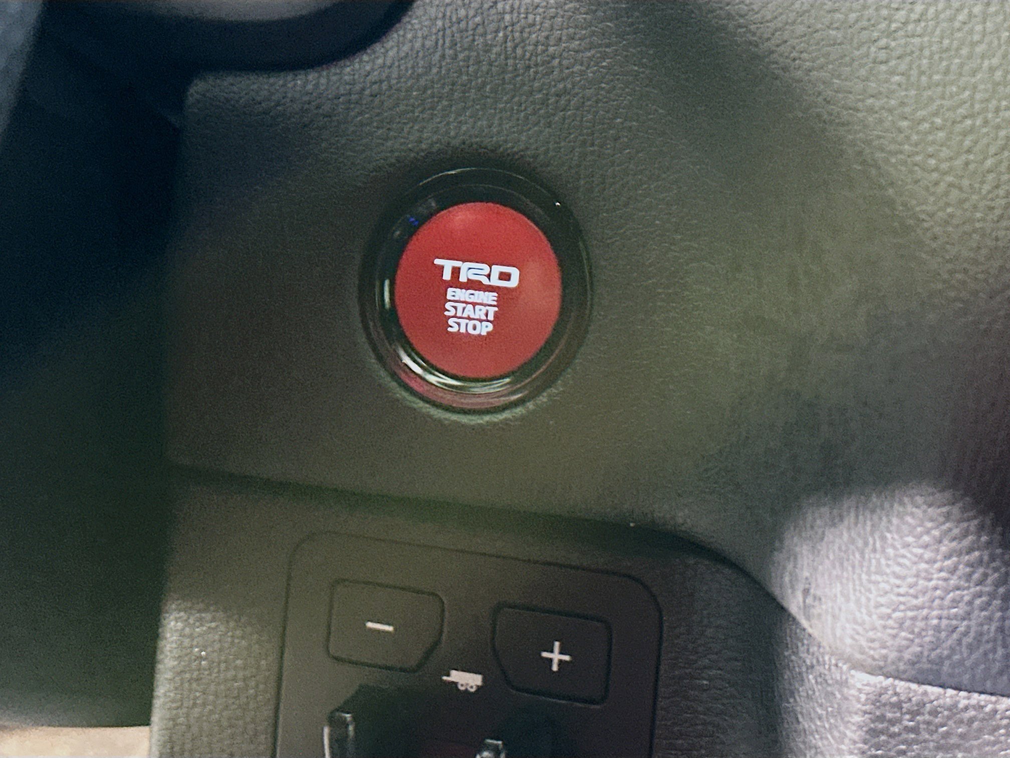 Used 2025 Toyota Tundra Limited w/ TRD Off-Road Package image 20