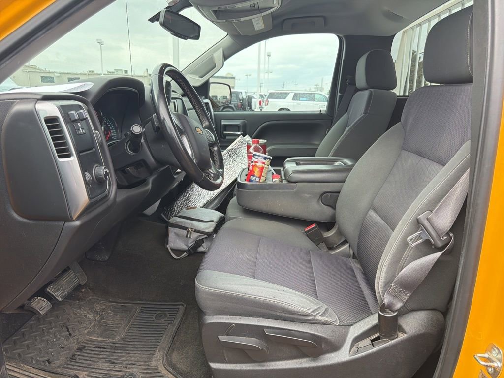 Used 2015 Chevrolet Silverado 1500 LT w/ Trailering Package RWD image 2