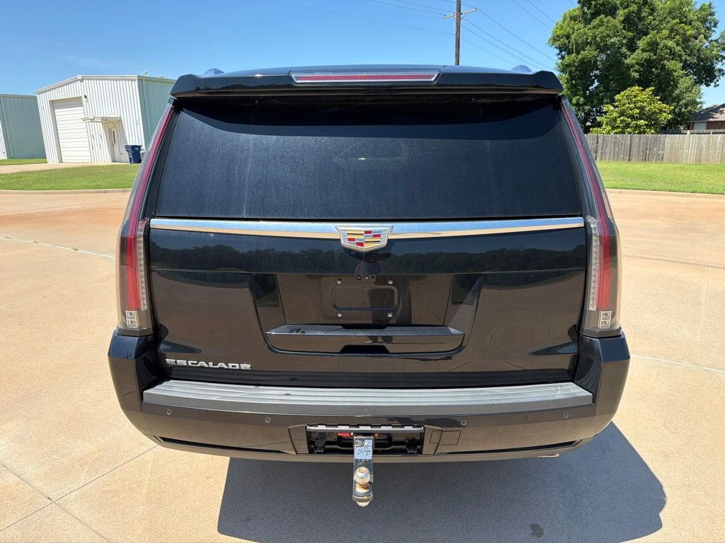 Used 2020 Cadillac Escalade ESV Platinum AWD/4WD image 4