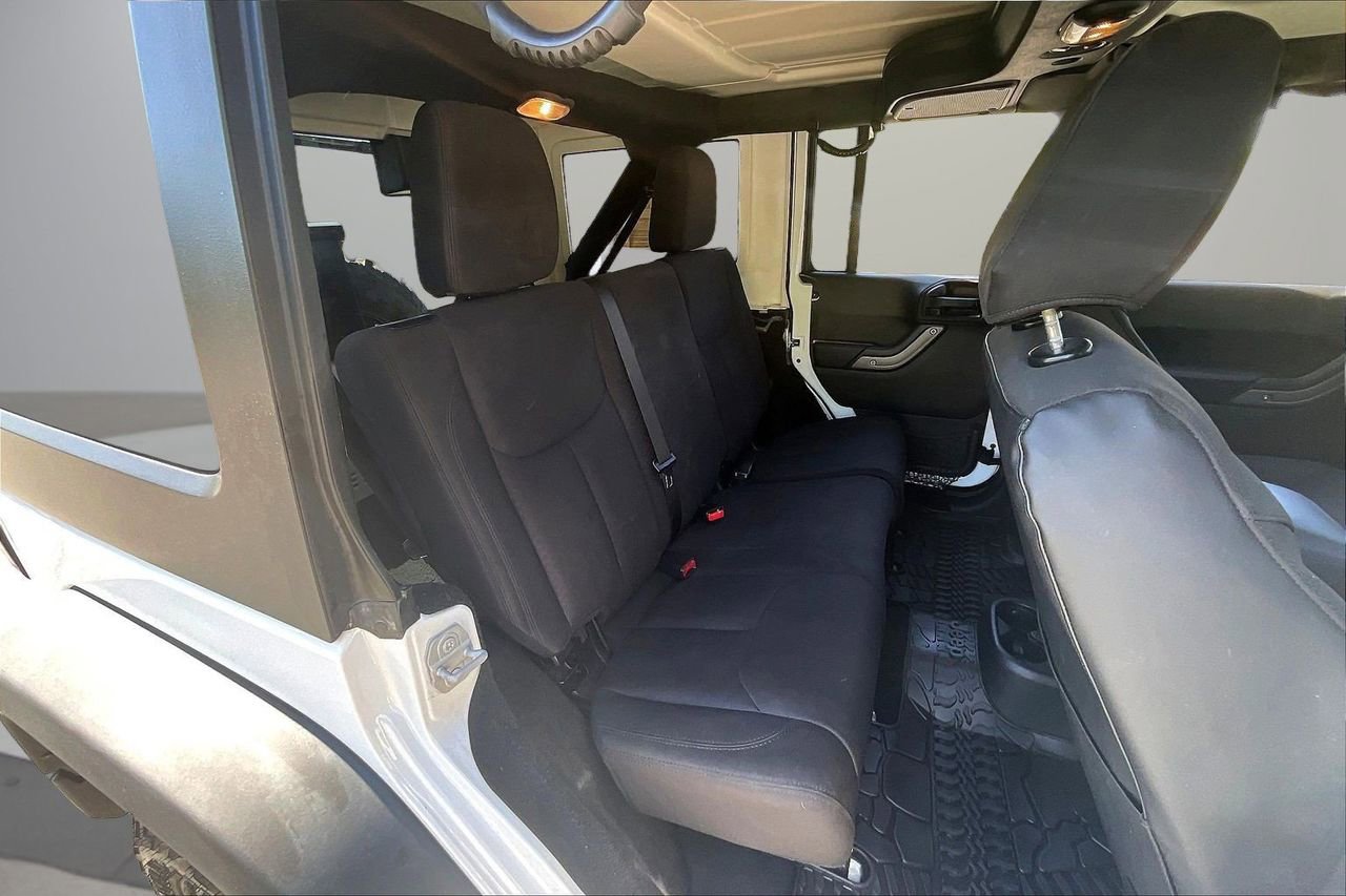 Used 2016 Jeep Wrangler Unlimited Sport image 22