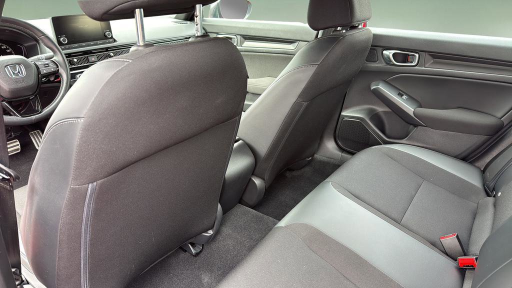 Used 2023 Honda Civic Sport image 15