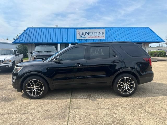 Used 2017 Ford Explorer Sport w/ Equipment Group 401A AWD/4WD image 8
