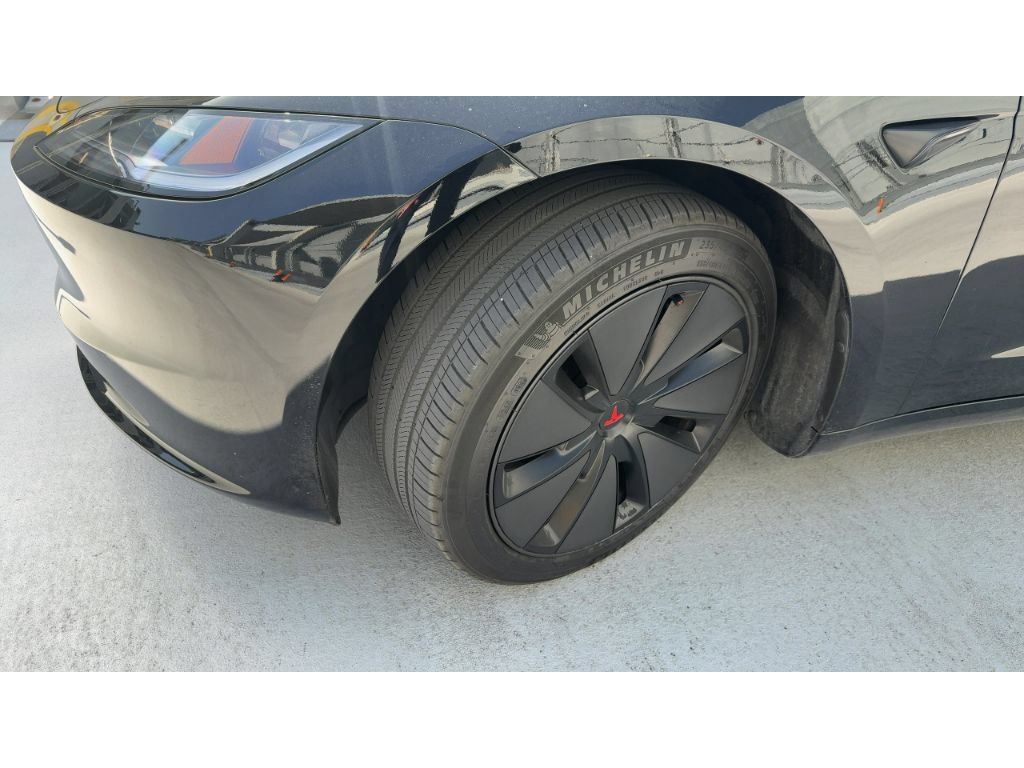 Used 2025 Tesla Model 3 Long Range RWD image 11