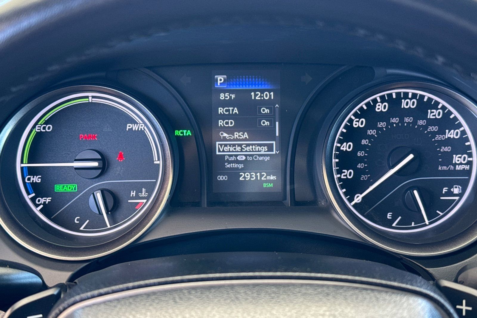Used 2024 Toyota Camry SE w/ Cold Weather Package FWD image 23