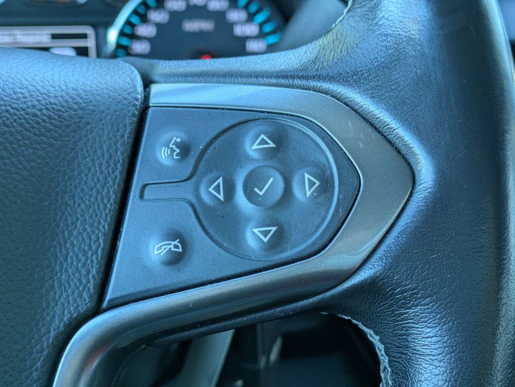 Used 2020 Chevrolet Tahoe LT w/ Z71 Midnight Edition image 39