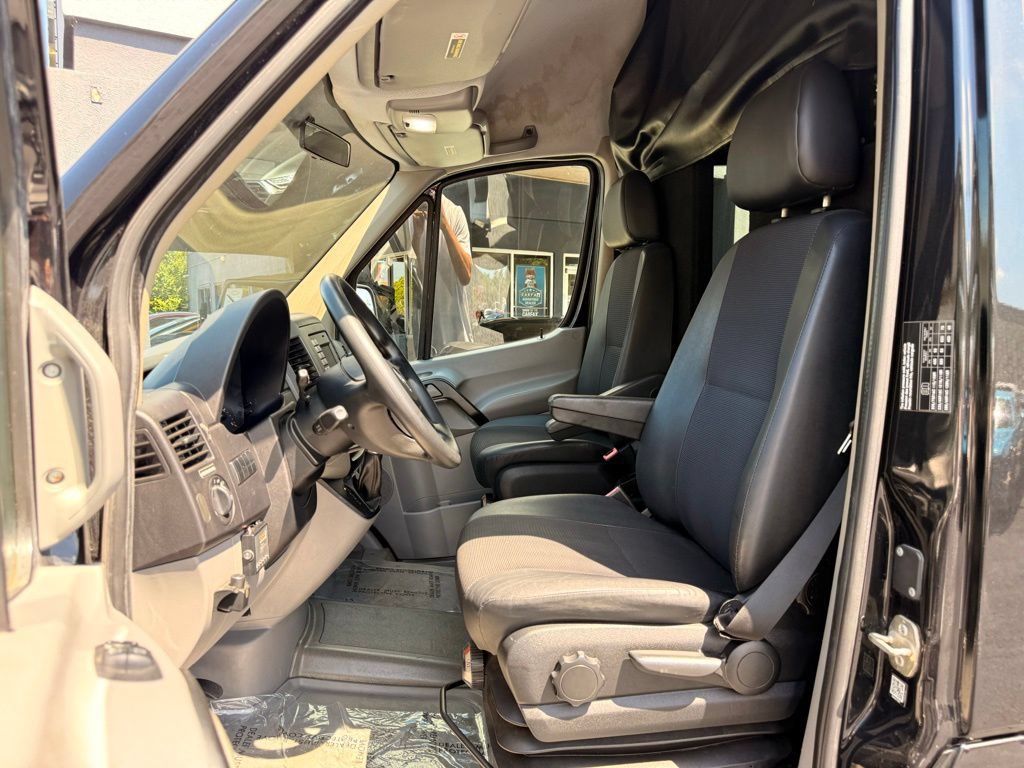 Used 2015 Mercedes-Benz Sprinter 3500 image 20