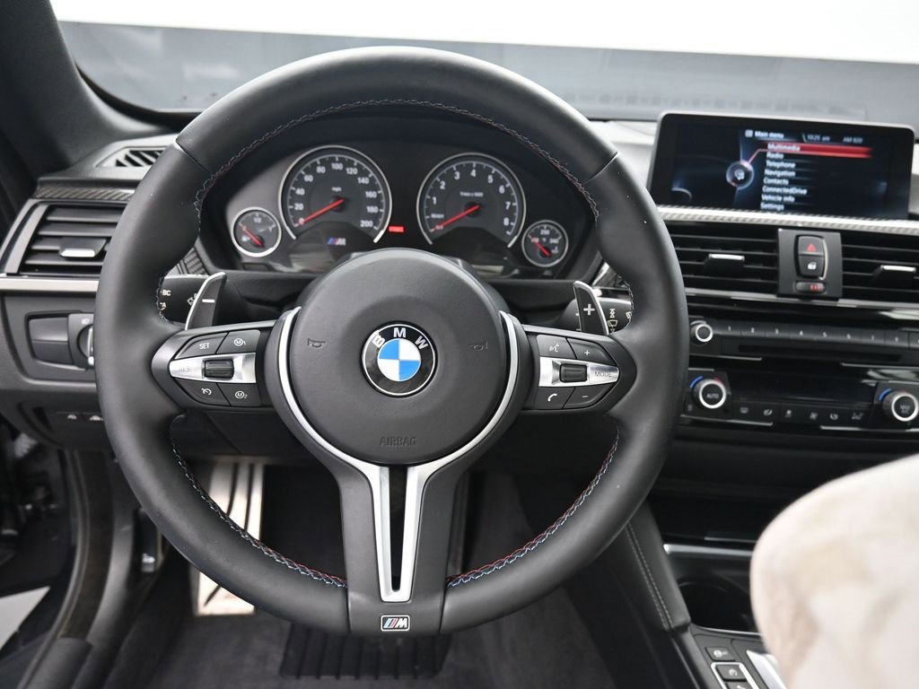Used 2015 BMW M4 Convertible image 16
